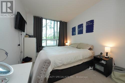 101 - 2565 Erin Centre Boulevard, Mississauga, ON - Indoor Photo Showing Bedroom