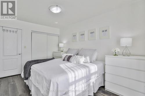 3167 Stornoway Circle, Oakville, ON - Indoor Photo Showing Bedroom