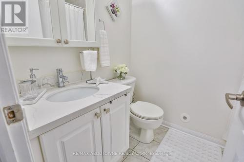 3167 Stornoway Circle, Oakville, ON - Indoor Photo Showing Bathroom