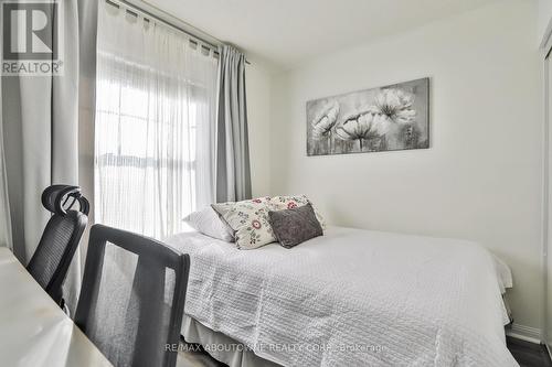 3167 Stornoway Circle, Oakville, ON - Indoor Photo Showing Bedroom