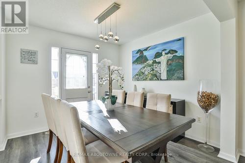 3167 Stornoway Circle, Oakville, ON - Indoor Photo Showing Dining Room