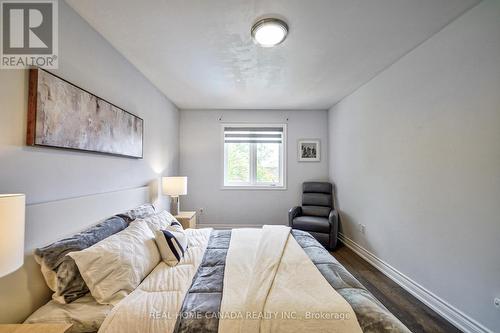 2056 Shady Glen Road, Oakville, ON - Indoor Photo Showing Bedroom