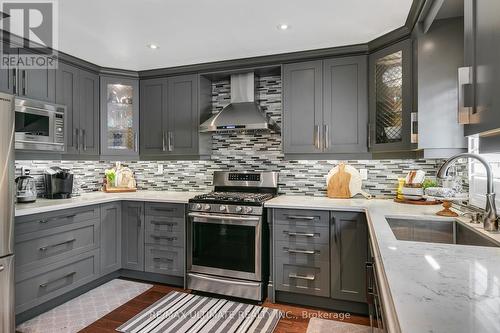 77 Morningview Trail, Toronto, ON - Indoor Photo Showing Kitchen With Upgraded Kitchen