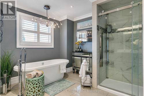 77 Morningview Trail, Toronto, ON - Indoor Photo Showing Bathroom