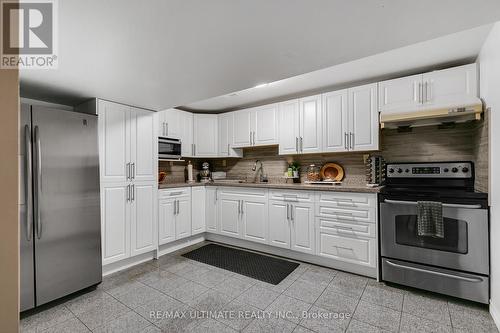 77 Morningview Trail, Toronto, ON - Indoor Photo Showing Kitchen