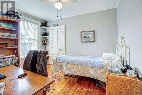 219 Second Street, Whitchurch-Stouffville, ON - Indoor Photo Showing Bedroom