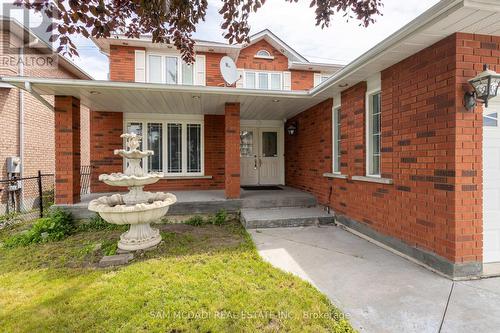 218 Mapes Avenue, Vaughan, ON - Outdoor