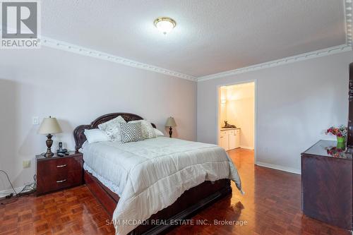 218 Mapes Avenue, Vaughan, ON - Indoor Photo Showing Bedroom