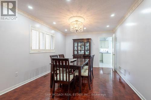 218 Mapes Avenue, Vaughan, ON - Indoor Photo Showing Dining Room
