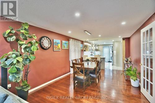 18 Girdwood Drive, Barrie, ON - Indoor Photo Showing Dining Room