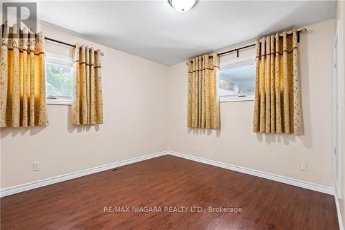 752 Four Mile Creek Road, Niagara-On-The-Lake, ON - Indoor Photo Showing Other Room