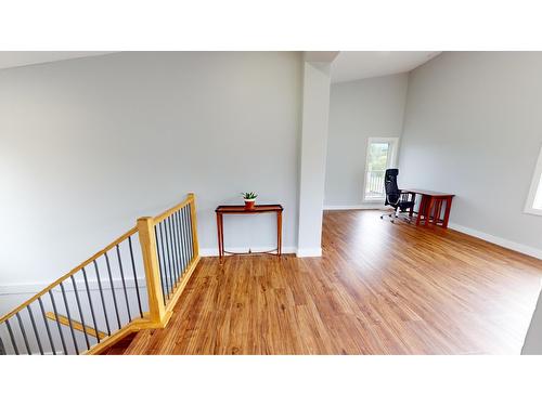 1221 Mcleod Avenue, Fernie, BC - Indoor Photo Showing Other Room