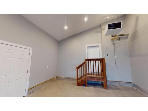 1221 Mcleod Avenue, Fernie, BC - Indoor Photo Showing Other Room
