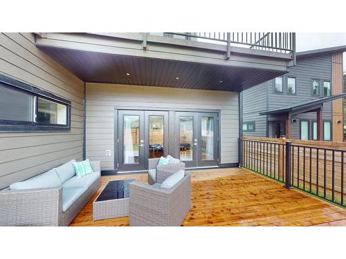 1221 Mcleod Avenue, Fernie, BC - Outdoor With Deck Patio Veranda With Exterior