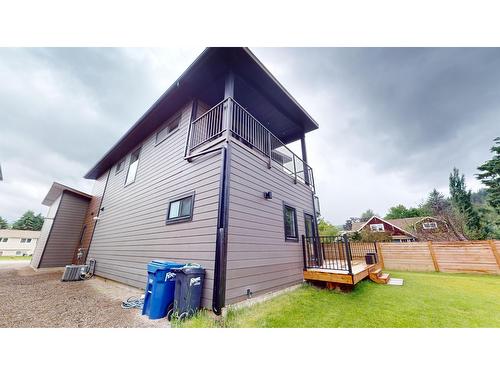 1221 Mcleod Avenue, Fernie, BC - Outdoor With Exterior