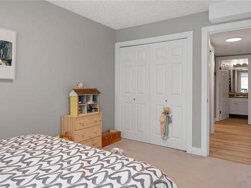 306-9 Adams Rd, Campbell River, BC - Indoor Photo Showing Bedroom