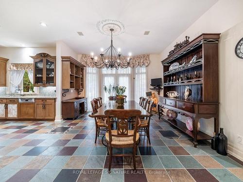 51 Renaissance Crt, Vaughan, ON - Indoor Photo Showing Dining Room