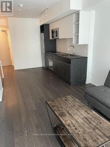 2107 - 68 Shuter Street, Toronto, ON - Indoor Photo Showing Kitchen