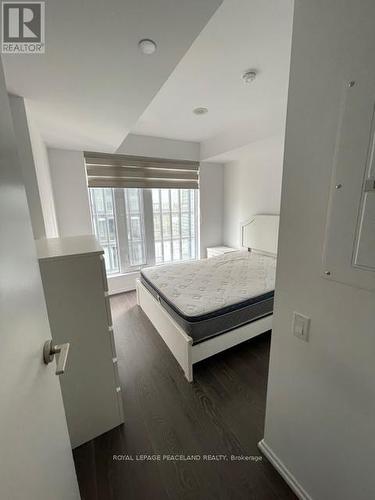 2107 - 68 Shuter Street, Toronto, ON - Indoor Photo Showing Bedroom