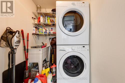 Ph2204 - 55 Eglinton Avenue W, Mississauga (Hurontario), ON - Indoor Photo Showing Laundry Room