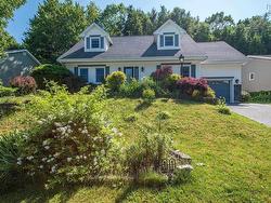 62 Millrun Crescent  Bedford, NS B4A 1H7