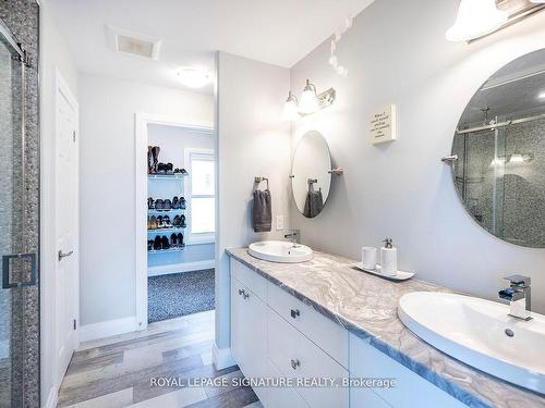 4 Suter Dr, Kawartha Lakes, ON - Indoor Photo Showing Bathroom