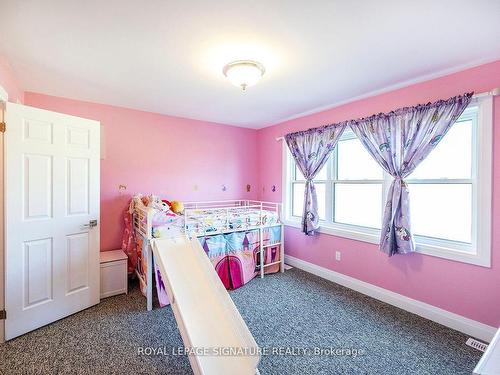 4 Suter Dr, Kawartha Lakes, ON - Indoor Photo Showing Bedroom