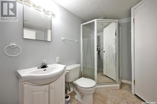 1832 Westview Place, Estevan, SK - Indoor Photo Showing Bathroom