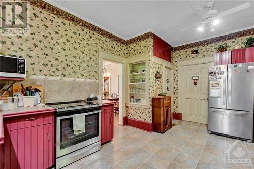 371 Mount St-Patrick Road, Renfrew, ON - Indoor Photo Showing Kitchen