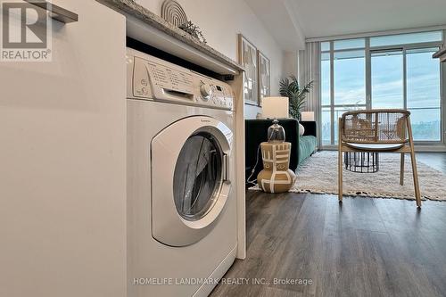 2315 - 29 Singer Court, Toronto, ON - Indoor Photo Showing Laundry Room