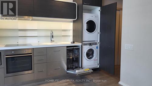 3503 - 45 Charles Street E, Toronto, ON - Indoor Photo Showing Laundry Room