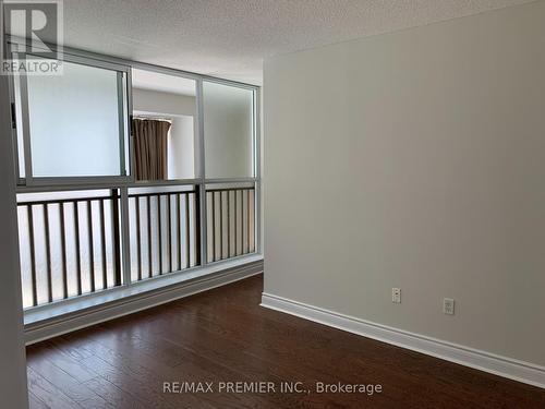 509 - 80 Cumberland Street, Toronto, ON - Indoor Photo Showing Other Room