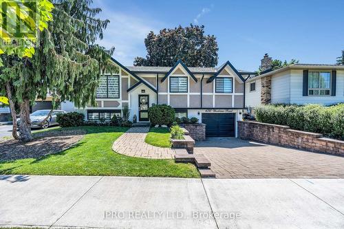 692 Woodview Road, Burlington, ON - Outdoor With Facade