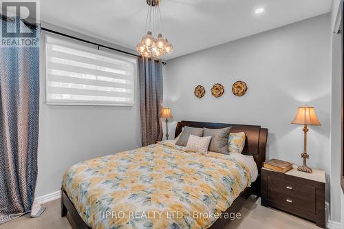 692 Woodview Road, Burlington, ON - Indoor Photo Showing Bedroom