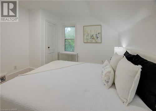 296 Park Street, Kitchener, ON - Indoor Photo Showing Bedroom