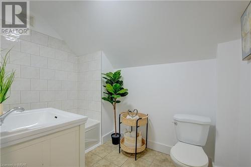 296 Park Street, Kitchener, ON - Indoor Photo Showing Bathroom