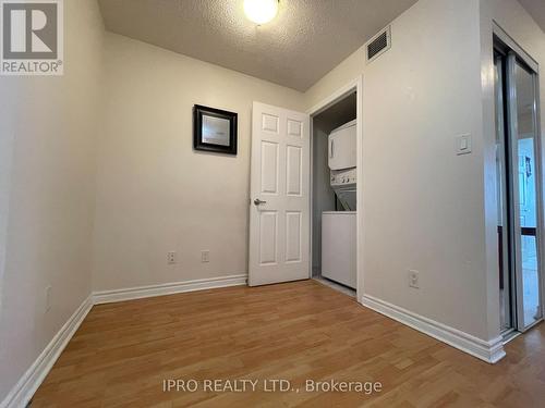 812 - 3880 Duke Of York Boulevard, Mississauga, ON - Indoor Photo Showing Other Room