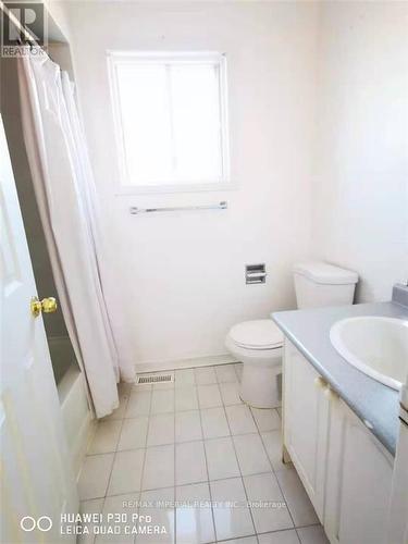 5781 Tayside Crescent, Mississauga, ON - Indoor Photo Showing Bathroom