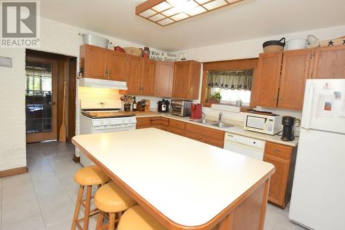 299 River St, Thessalon, ON - Indoor Photo Showing Kitchen With Double Sink