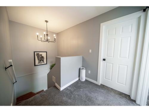 526 20Th Avenue S, Cranbrook, BC - Indoor Photo Showing Other Room