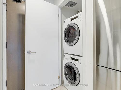 813-34 Tubman Ave, Toronto, ON - Indoor Photo Showing Laundry Room