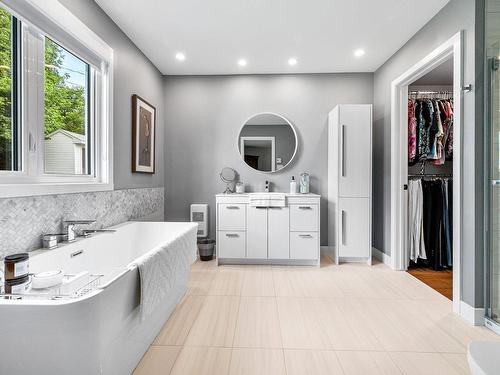 Ensuite bathroom - 845  - 851 Rue Du Cardinal-Léger, Magog, QC - Indoor Photo Showing Bathroom