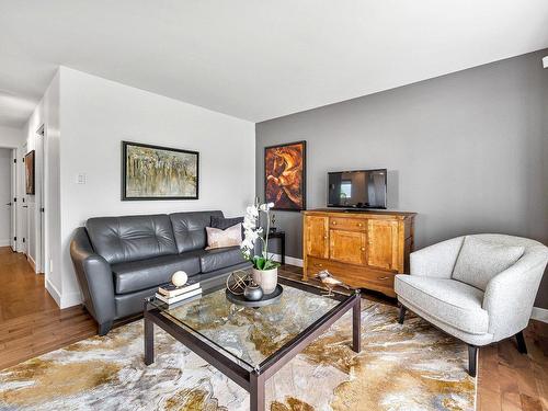 Living room - 845  - 851 Rue Du Cardinal-Léger, Magog, QC - Indoor Photo Showing Living Room