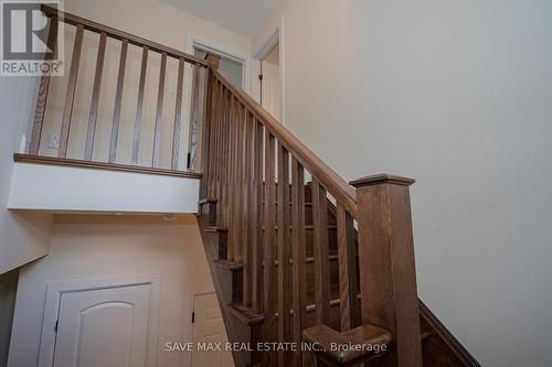 17 Lagoon Avenue, Hamilton, ON - Indoor Photo Showing Other Room