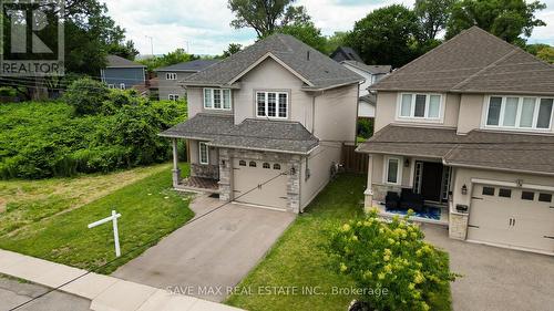 17 Lagoon Avenue, Hamilton, ON - Outdoor With Facade