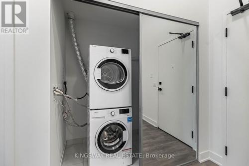 346 - 2485 Taunton Road, Oakville, ON - Indoor Photo Showing Laundry Room