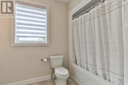 14 Chestnut Street, Bayham (Vienna), ON - Indoor Photo Showing Bathroom