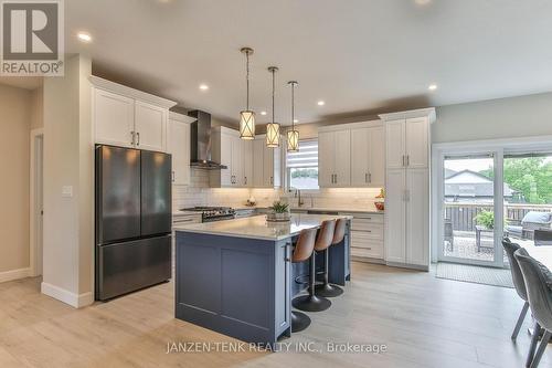 14 Chestnut Street, Bayham (Vienna), ON - Indoor Photo Showing Kitchen With Upgraded Kitchen