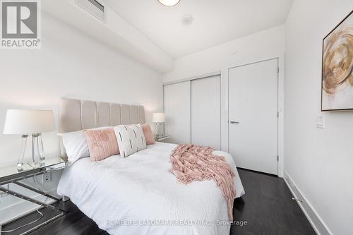 #2812 - 403 Church Street, Toronto, ON - Indoor Photo Showing Bedroom
