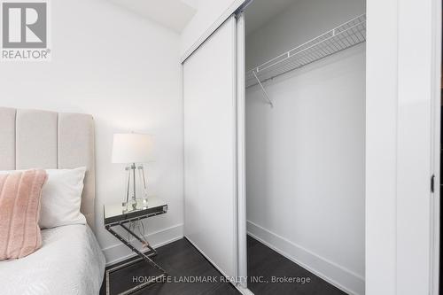 #2812 - 403 Church Street, Toronto, ON - Indoor Photo Showing Bedroom